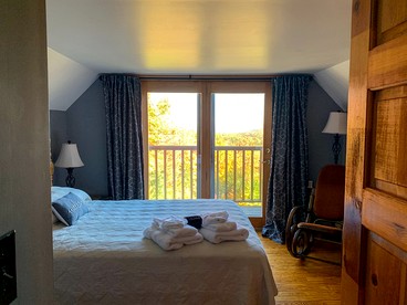 Charming Cabin Rental Perfect for an Adirondack Getaway - Bakers Mills, New York - glamping.directory