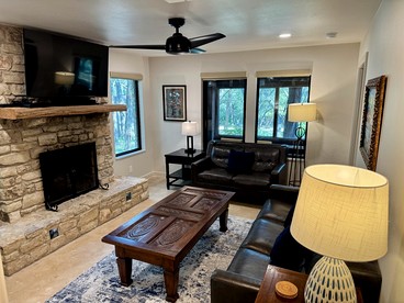 Riverfront Ranch Cottage for a Getaway to the Blanco River in Wimberley, Texas - Wimberley, Texas - glamping.directory