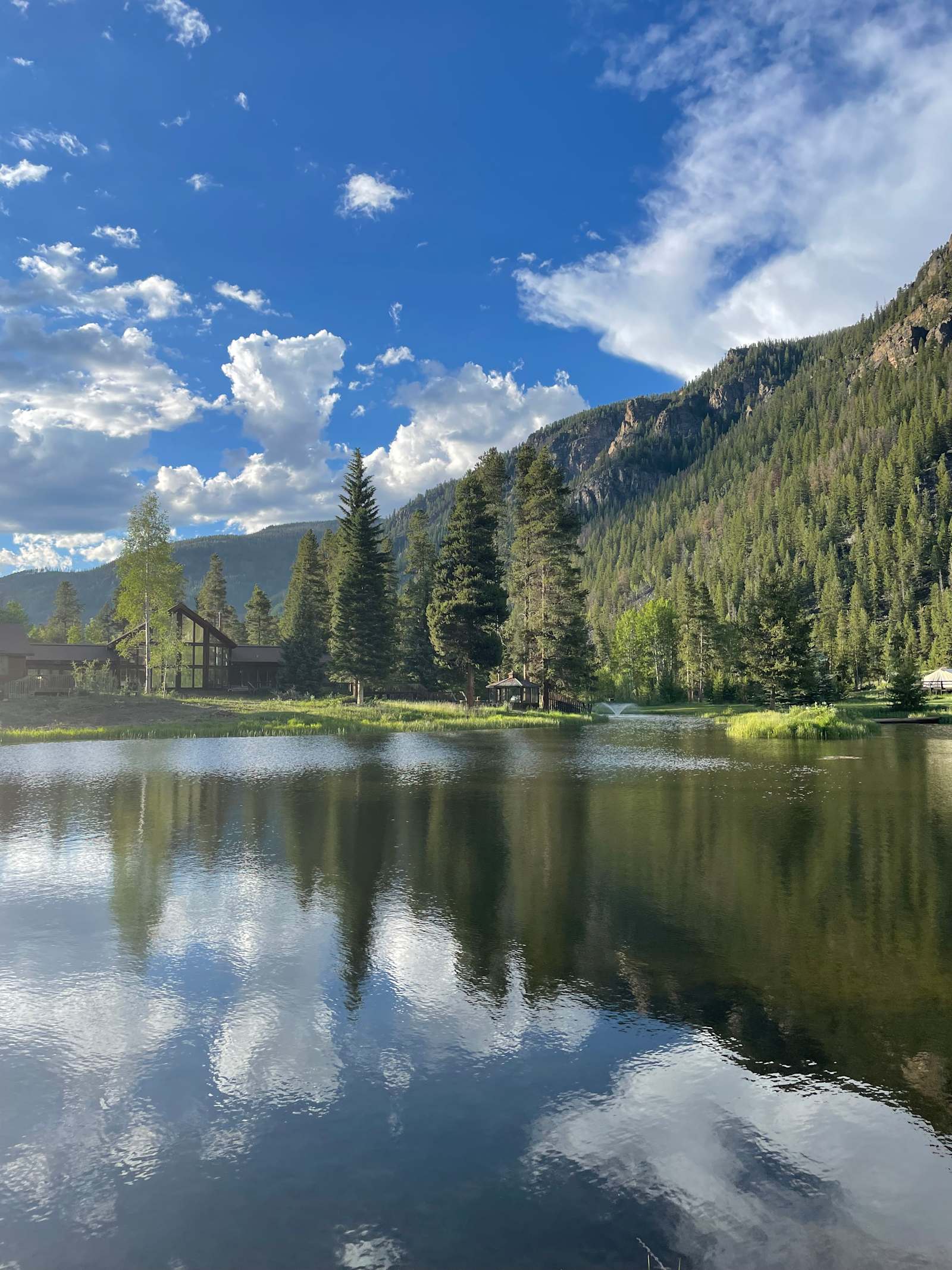 Arapaho Valley Ranch - Granby, Colorado - glamping.directory