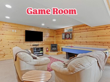 Serene and Secluded Log Cabin with Private Hot Tub in Hocking Hills, Perfect for a Family Glamping Retreat in Southeastern Ohio - Logan, Ohio - glamping.directory