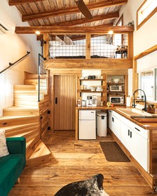 Magical Tennessee Tiny House with a Rooftop Deck - Maryville, Tennessee - glamping.directory