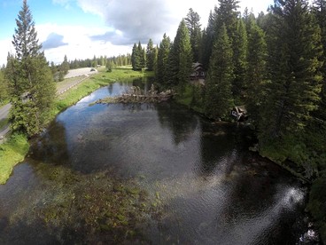 Peaceful Log Cabin Perfect for a Romantic Getaway near Yellowstone, Idaho - Island Park, Idaho - glamping.directory