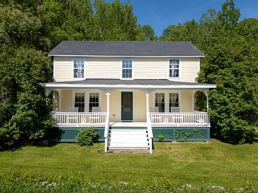Timeless Farmhouse Escape on Peaceful Acres with Scenic Surroundings in Bloomville, New York - glamping.directory
