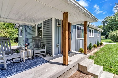 Charming Cottage with Spacious Backyard and Covered Porches Near Downtown Black Mountain, NC - Black Mountain, North Carolina - glamping.directory