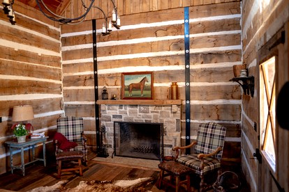 Romantic Weekend Getaway near Houston in New Ulm, Texas - New Ulm, Texas - glamping.directory