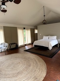 Cozy Cabin with Porch & Live Music Weekend Stay in Voluntown, Connecticut - Voluntown, Connecticut - glamping.directory