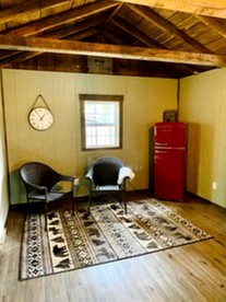 Cozy Cabin with Porch & Live Music Weekend Stay in Voluntown, Connecticut - Voluntown, Connecticut - glamping.directory