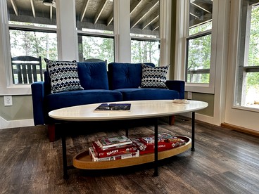 Fully Stocked Cabin Nestled Among the Trees in Tennessee - Monteagle, Tennessee - glamping.directory