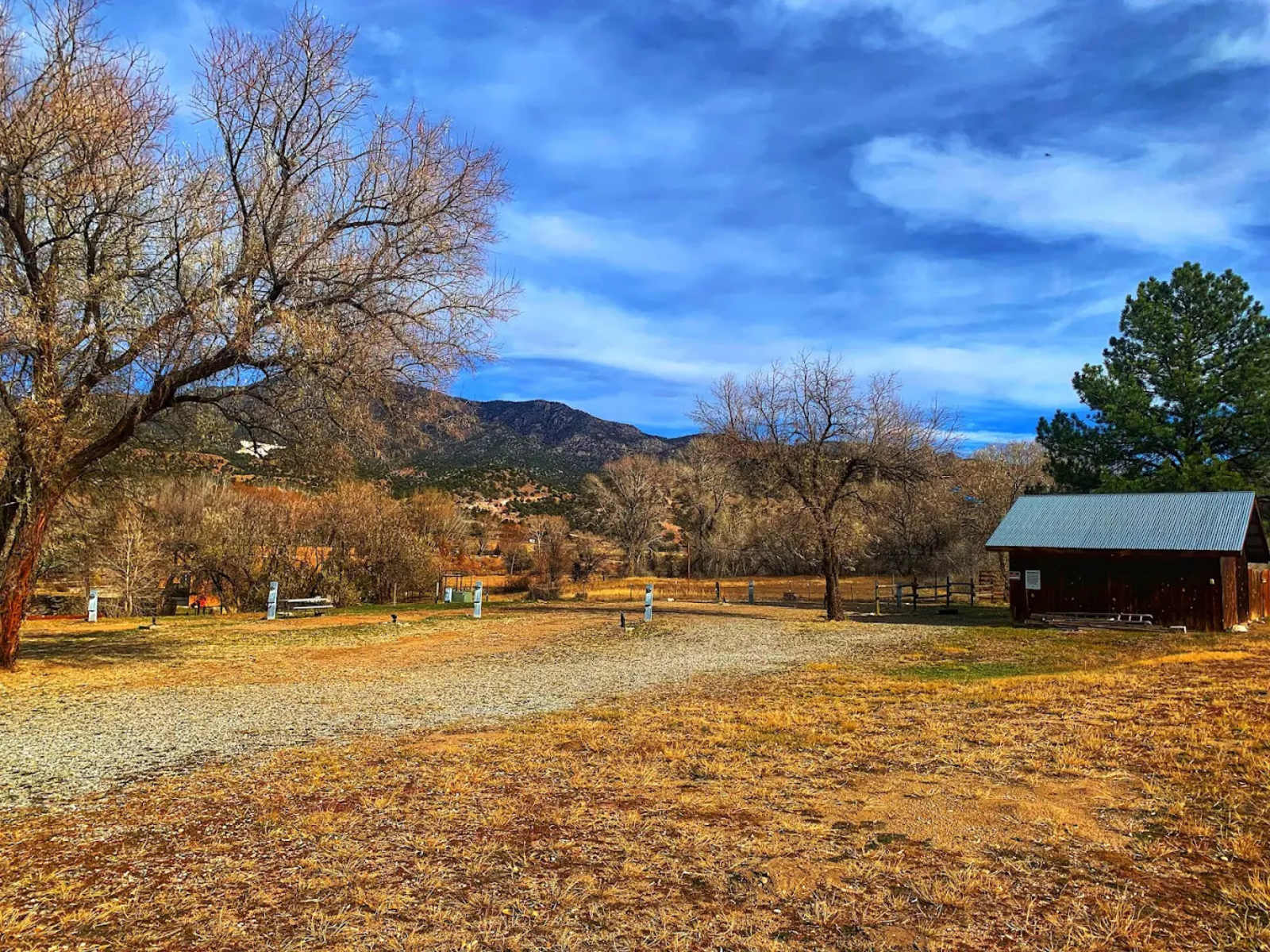 Dark Sky River Lodge - Howard, Colorado - glamping.directory