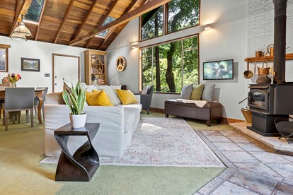 Pet - Friendly Waterfront Glamping Cabin on Austin Creek in Cazadero - Cazadero, California - glamping.directory