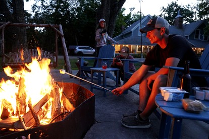 Escape to The Clubhouse, St. Croix Falls city, Wisconsin - Saint Croix Falls, Wisconsin - glamping.directory