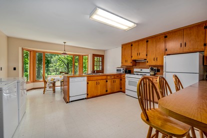Escape to The Clubhouse, St. Croix Falls city, Wisconsin - Saint Croix Falls, Wisconsin - glamping.directory