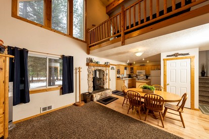 Secluded Lakeside Cabin with Forest Views and Fire Pit Near Cascade, Idaho - Donnelly, Idaho - glamping.directory