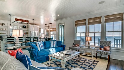 Modern Oceanfront Beach House in Pawleys Island, South Carolina - Pawleys Island, South Carolina - glamping.directory
