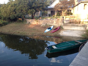 Stunning Luxury Estate on Private Lake in Texas Hill Country near Austin - Driftwood, Texas - glamping.directory