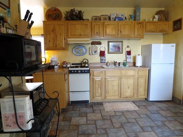 Casita-Style Vacation Getaway with a Hot Tub near Prescott, Arizona - Prescott, Arizona - glamping.directory