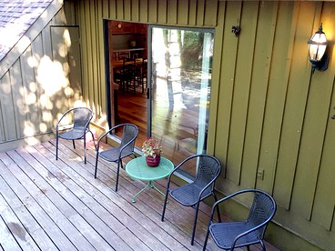 Family-Friendly Cabin Rental Nestled Among the Mountains of Champion, Pennsylvania - Champion, Pennsylvania - glamping.directory