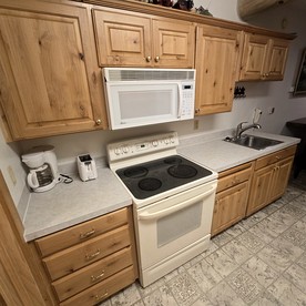 Spacious Cottage near Yellowstone National Park in Fremont County, Idaho - Island Park, Idaho - glamping.directory