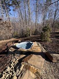 Historic Restored Tobacco Barn Retreat with Private Hot Tub near Pilot Mountain in Tobaccoville, North Carolina - Tobaccoville, North Carolina - glamping.directory