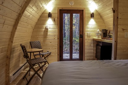 Stunning Two Oaks Pod Surrounded by Trees for an Amazing Couples Retreat near Washburn, Wisconsin - Washburn, Wisconsin - glamping.directory