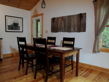 Cozy Retreat with a Private Hot Tub in Shenandoah Valley, Virginia - Rileyville, Virginia - glamping.directory