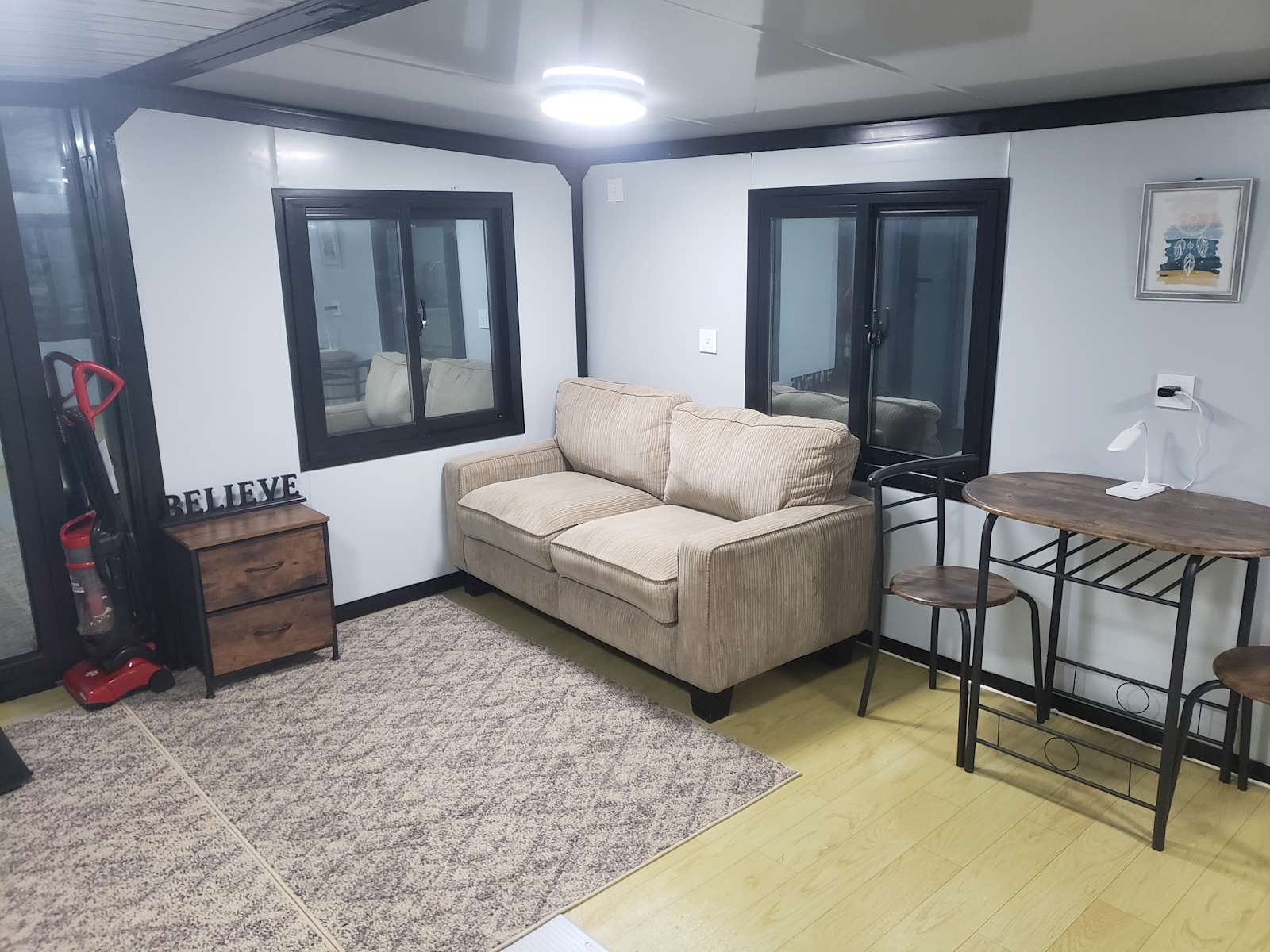 Huckleberry Hideaway•Redwood Ridge - Anchor Bay, California - glamping.directory