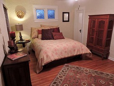 Romantic Loft-Style Vacation Rental in Historical Neighborhood of Tucson, Arizona - Tucson, Arizona - glamping.directory