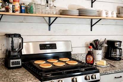 Secluded Cabin on Suches Creek and in the National Forest for a Relaxing Georgia Getaway - Suches, Georgia - glamping.directory