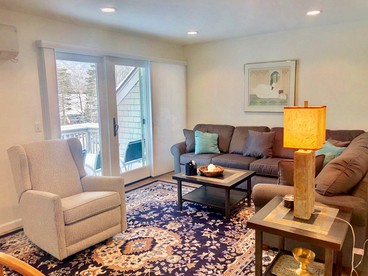 Completely Renovated Bretton Woods Accommodation for a Weekend Getaway in New Hampshire - Carroll, New Hampshire - glamping.directory