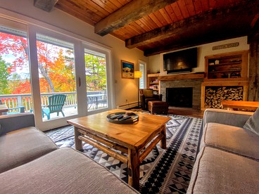 Completely Renovated Bretton Woods Accommodation for a Weekend Getaway in New Hampshire - Carroll, New Hampshire - glamping.directory