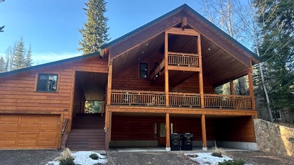 Stylish Mountain Retreat with Game Room & Private Fire Pit in McCall, Idaho - McCall, Idaho - glamping.directory