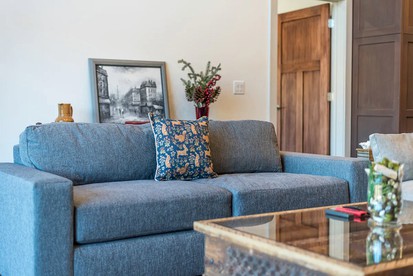 Enchanting Cabin near Asheville, NC, Ideal for a Blue Ridge Mountains Getaway - Mars Hill, North Carolina - glamping.directory