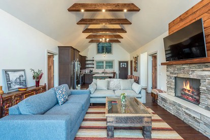 Enchanting Cabin near Asheville, NC, Ideal for a Blue Ridge Mountains Getaway - Mars Hill, North Carolina - glamping.directory