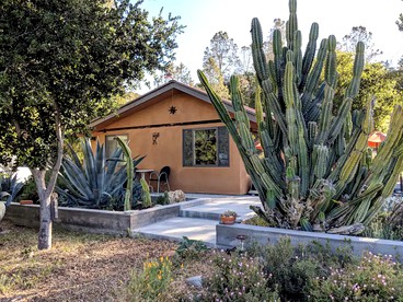 Rustic Cottage Rental with a Hot Tub Perfect for Luxury Camping in Santa Margarita - glamping.directory