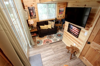 Enchanting Utah Tree House Retreat for a Vacation near Zion National Park - Orderville, Utah - glamping.directory