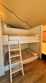 Creekside Safari Tent Chic: Experience Wild Comfort in Cibolo, Texas - Cibolo, Texas - glamping.directory
