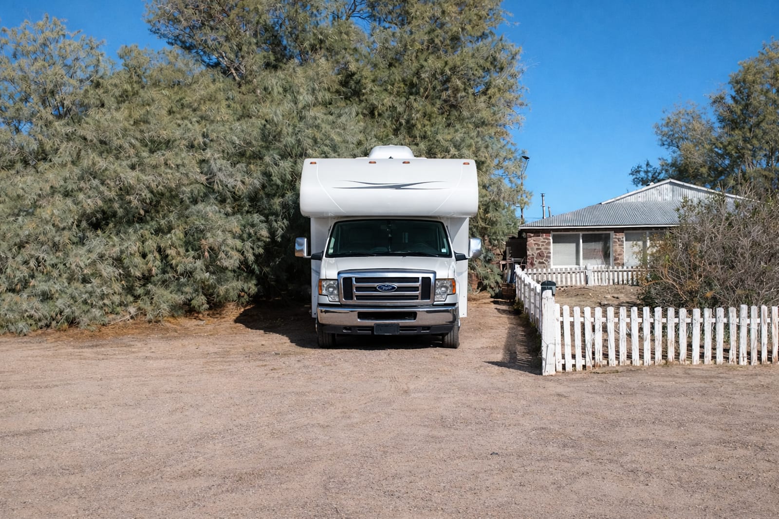 Route 66 Armstrong House - Newberry Springs, California - glamping.directory