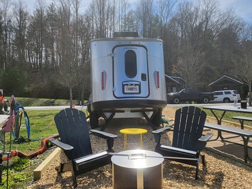 Stunning Airstream Rental for Memorable Getaways in Nature in Blue Ridge, Georgia - glamping.directory