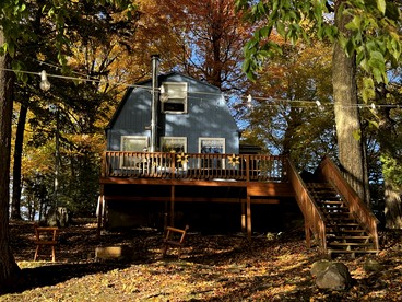 Amazing Lakefront Cabin with All Amenities in Carthage, Fort Drum - Fort Drum, New York - glamping.directory