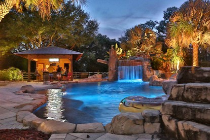 Luxurious Villa Rental with Pool and Hot Tub near Tampa, Florida - Lutz, Florida - glamping.directory