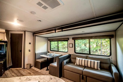Modern Caravan for Fun Weekend Trips from New York - Dushore, Pennsylvania - glamping.directory