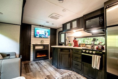 Modern Caravan for Fun Weekend Trips from New York - Dushore, Pennsylvania - glamping.directory