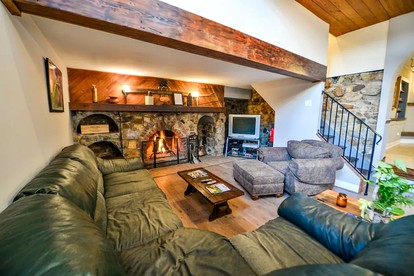 Secluded Cabin Close to the Shenandoah River in Shenandoah, Virginia - Shenandoah , Virginia - glamping.directory