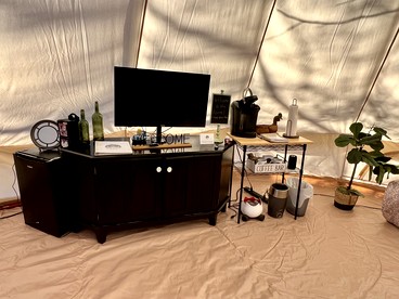 Rustic Bell Tent on a Texan Farm, Nestled in the Sam Houston National Forest, Perfect for a Weekend Getaway - Cleveland, Texas - glamping.directory