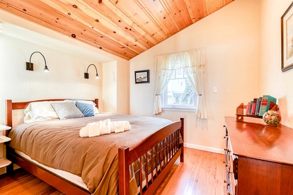 Cozy Dillon Beach Cottage Perfect for Vacations in California - Dillon Beach, California - glamping.directory