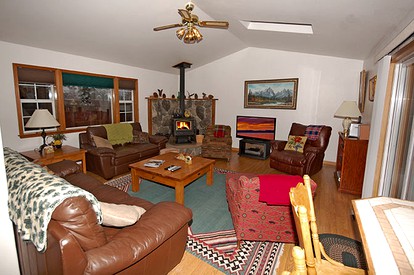1209 Golden Bear Trail in South Lake Tahoe, CA - South Lake Tahoe, California - glamping.directory