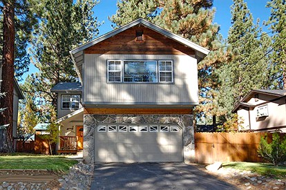 1209 Golden Bear Trail in South Lake Tahoe, CA - glamping.directory