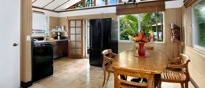Modern Cottage Suited for Couples on the Island of Kauai, Hawaii - Kapaa, Hawaii - glamping.directory
