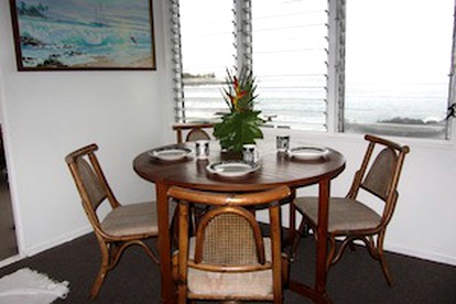 Cozy Cottage Rental with Lovely Ocean Views in Captain Cook, Big Island, Hawaii - Captain Cook, Hawaii - glamping.directory