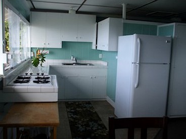 Cozy Cottage Rental with Lovely Ocean Views in Captain Cook, Big Island, Hawaii - Captain Cook, Hawaii - glamping.directory